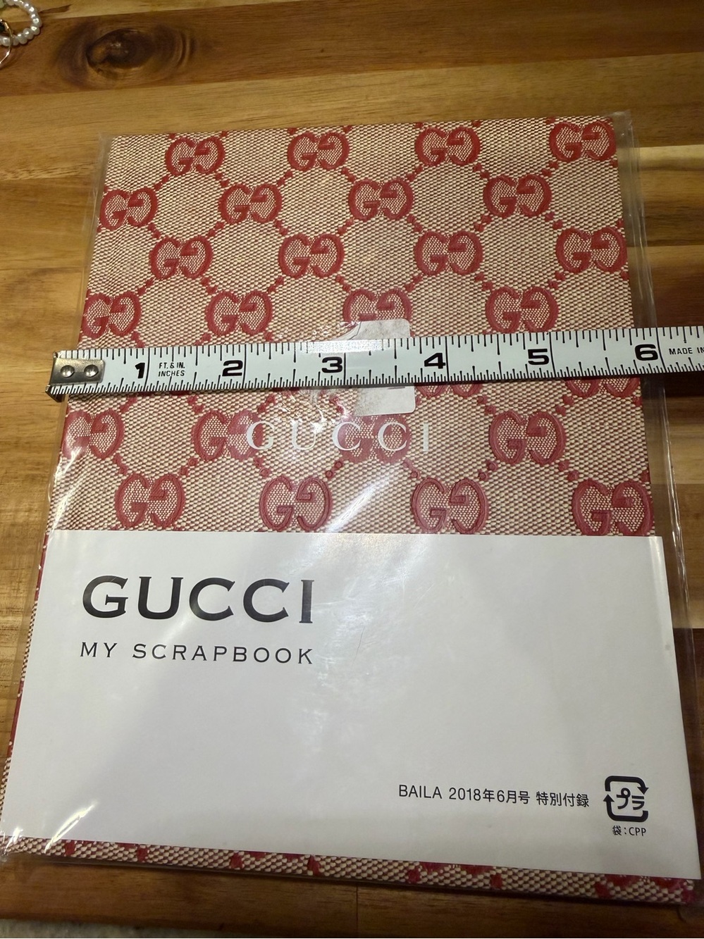 Gucci Beige Canvas with Red GG Monogram Notebook - Picture 14 of 15